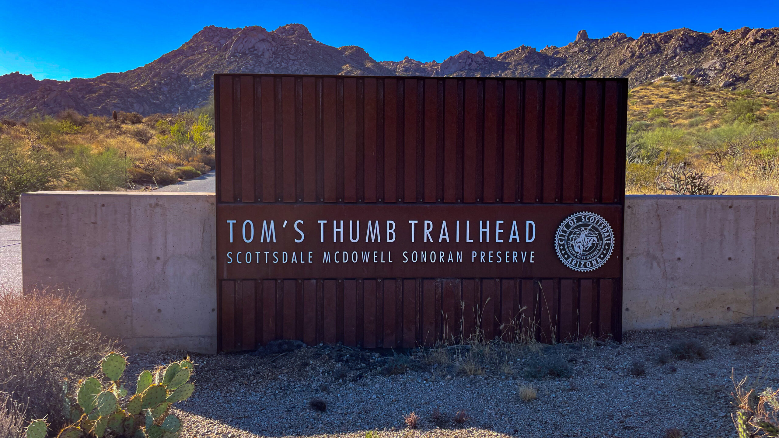 tom's thumb trailhead